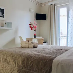 Triscele Glamour Pensjonat